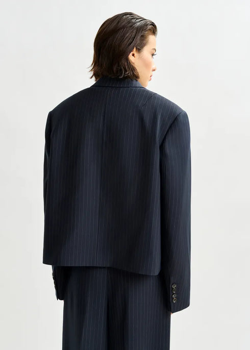 Itzel croped blazer raya diplomática