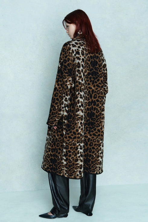 Abrigo animal print