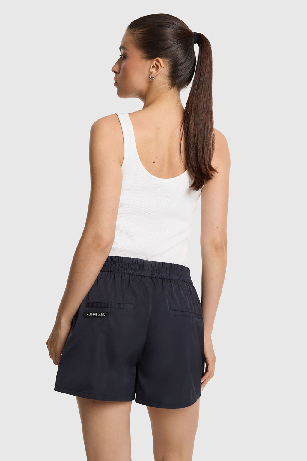 Short Ojales.