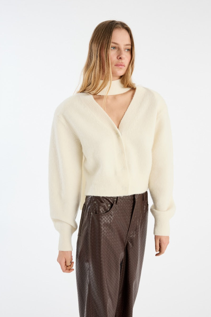 Knit scarf cardigan ecru