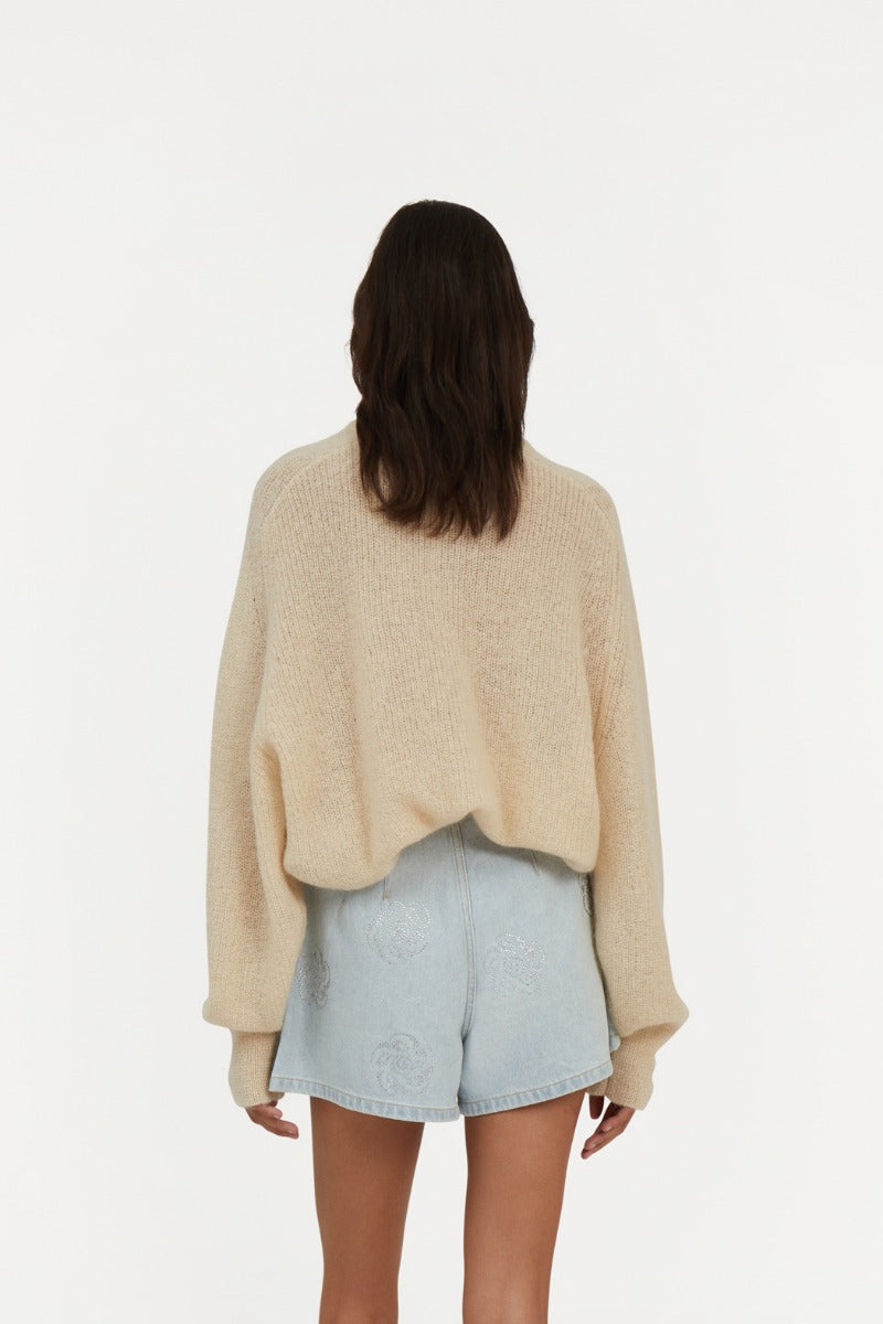 Light knit logo sweater mantequilla