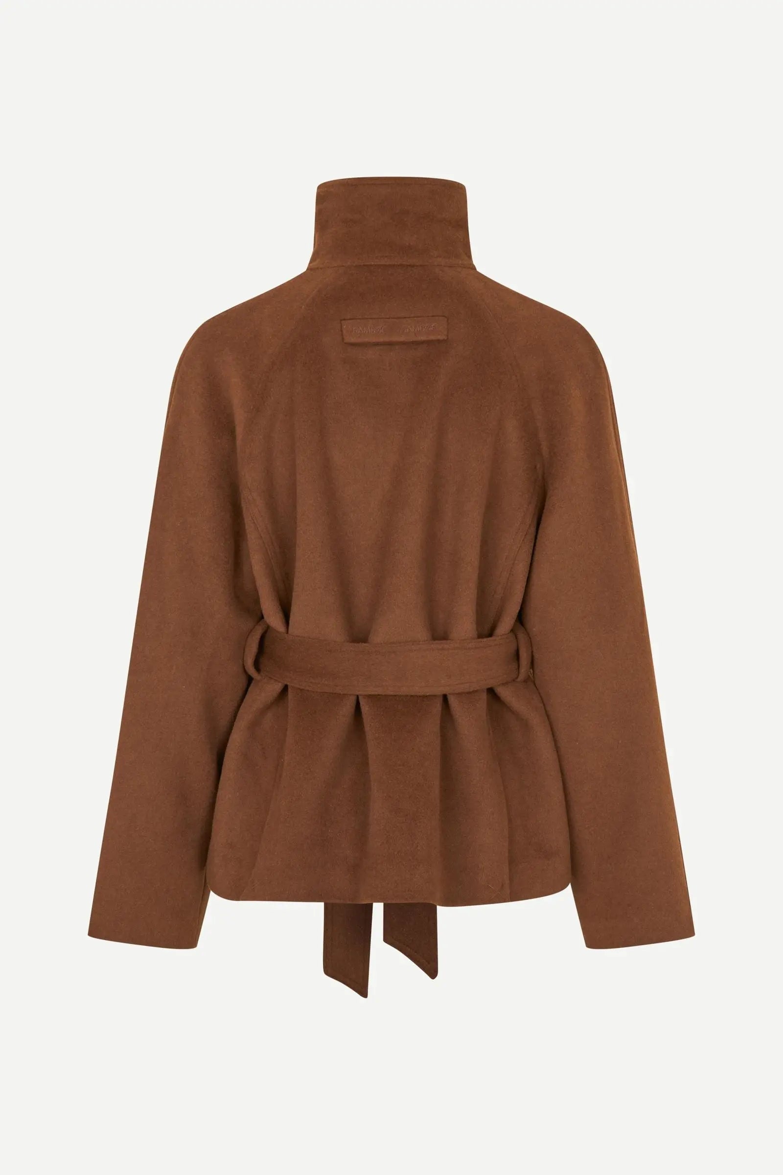 Sagia chaqueta.