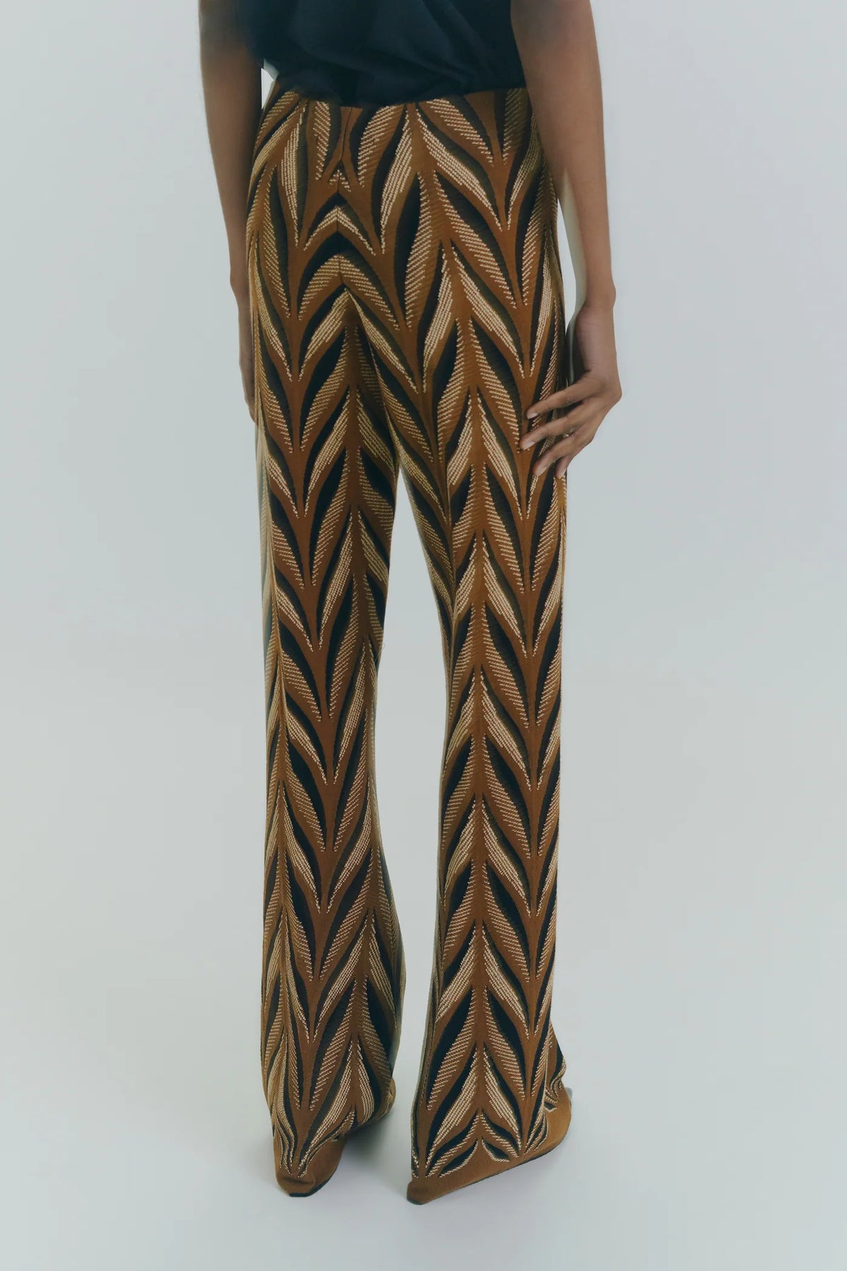 Pantalón jacquard.