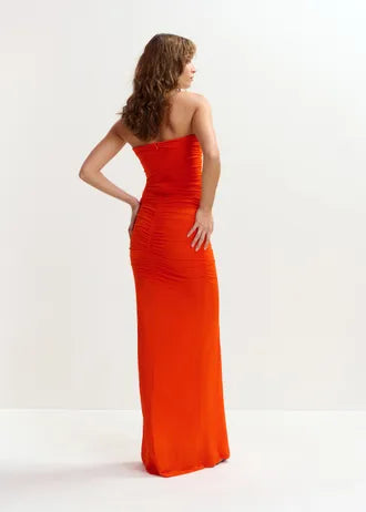 Jeremi Vestido — Tejido Fluido Corte Midi Escote V | Essentiel Antwerp