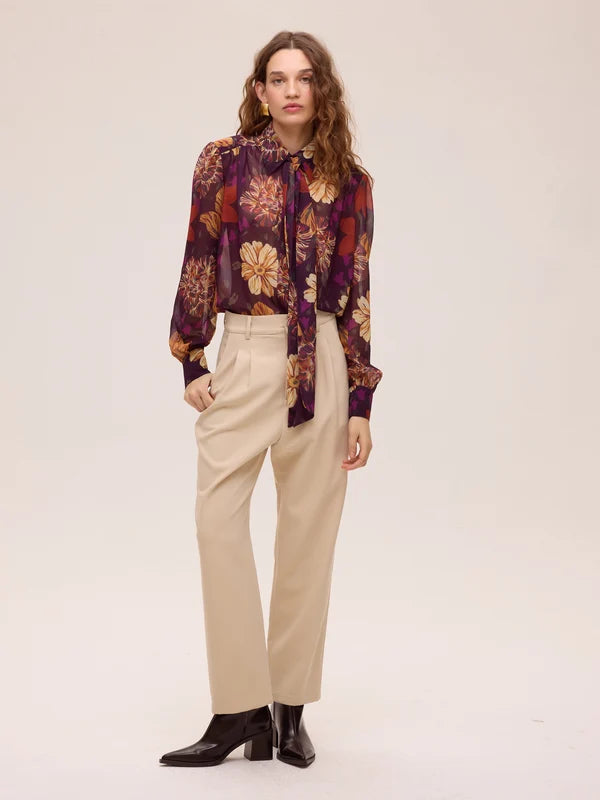 Allure camisa floral.