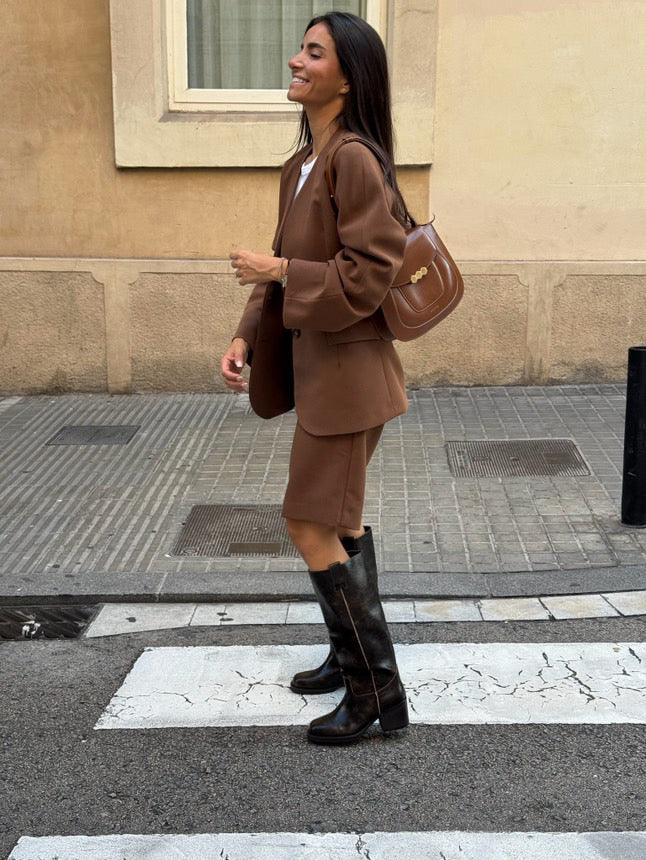 Americana Berenice camel