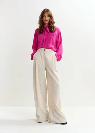 Josha Pantalón.