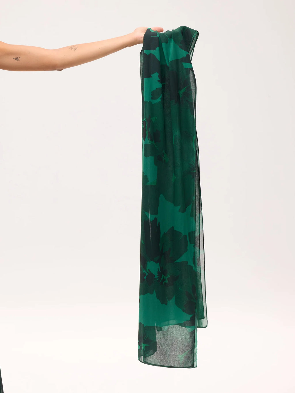 Cape Foulard — Tejido Ligero Estampado Exclusivo Capa | Mioh