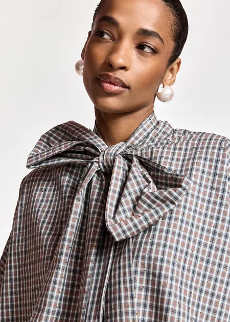 Kefir Pussy Bow Tie Top.