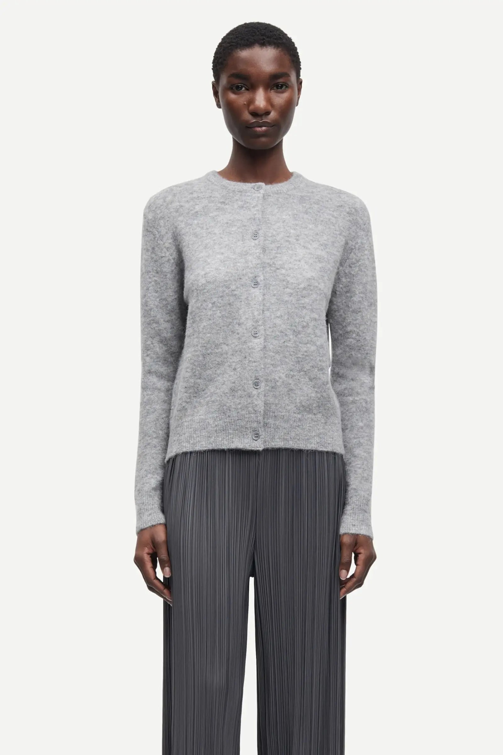 Nor Short Cardigan gris.