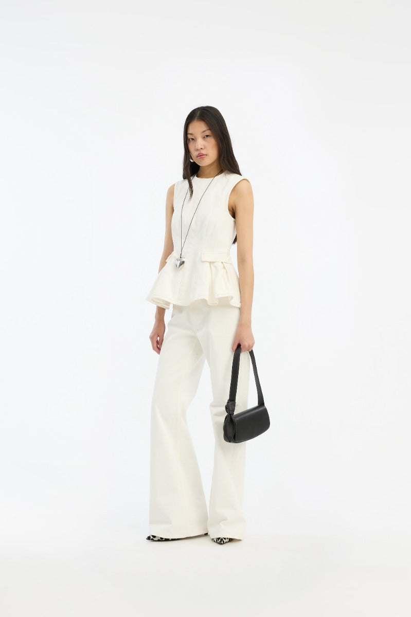Flared Highwaisted Jeans Crudo — Denim Tiro Alto Acampanado Trabillas | Rotate