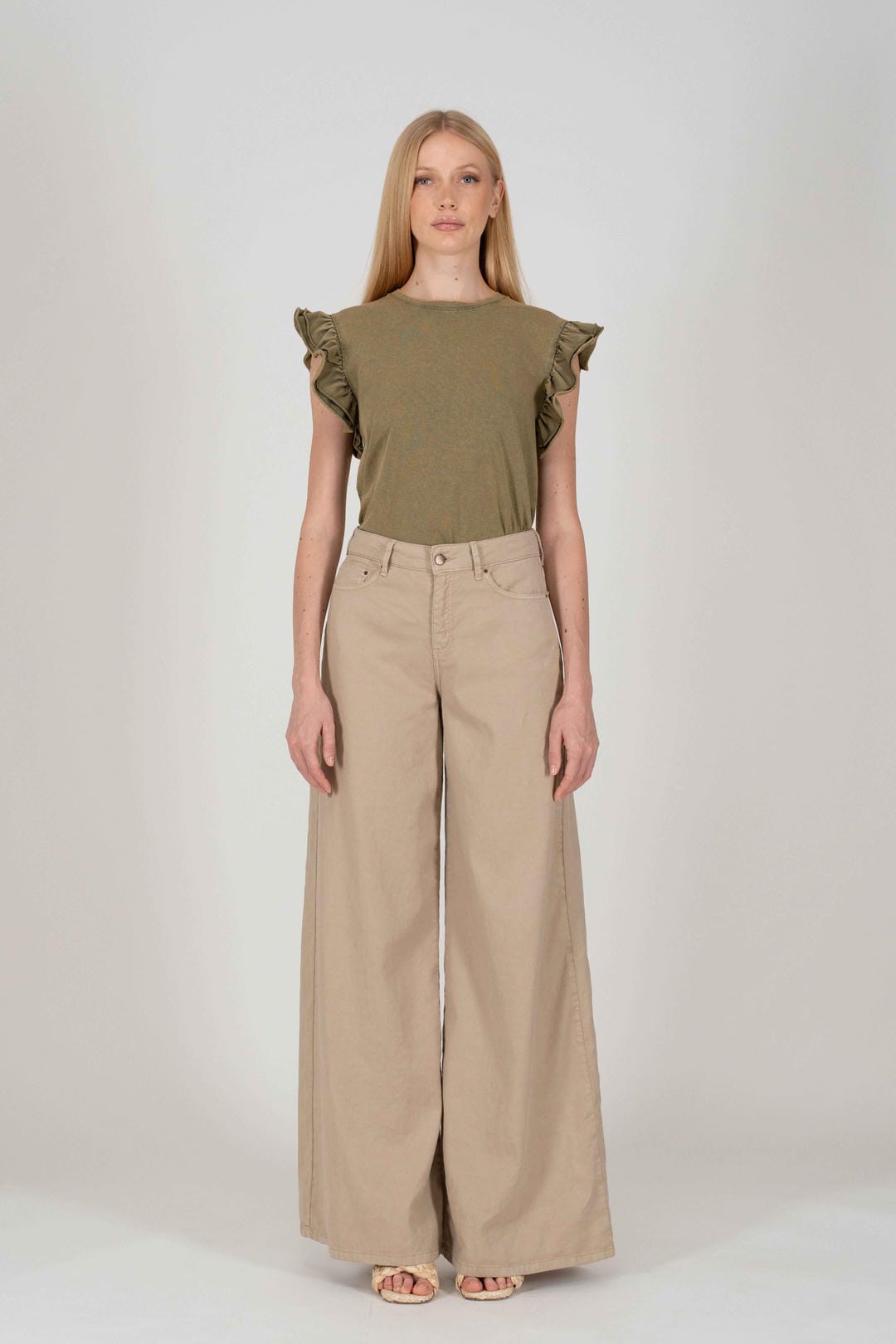 Serena Pantalón Beige.