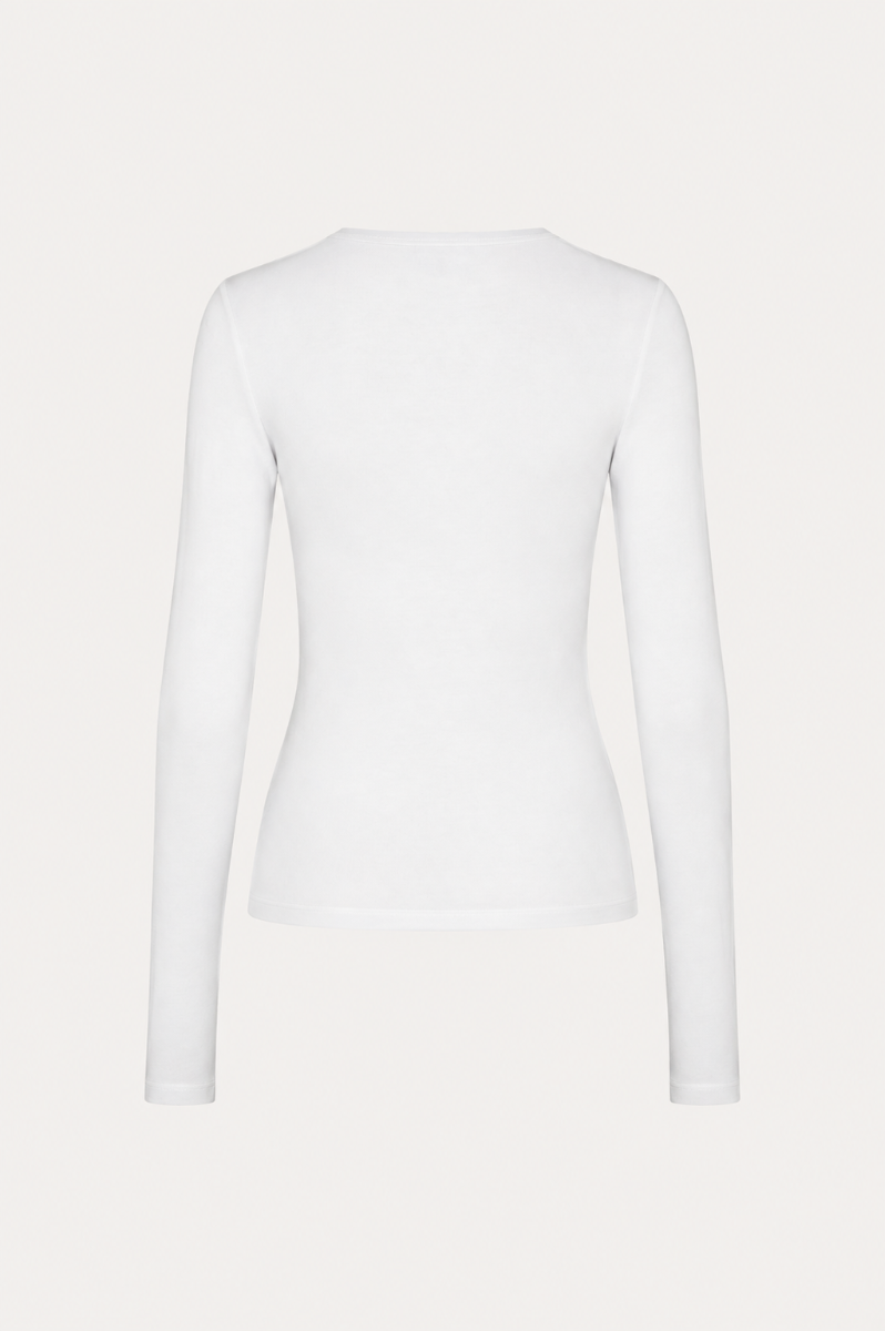 Long sleeve tee shirt blanca.