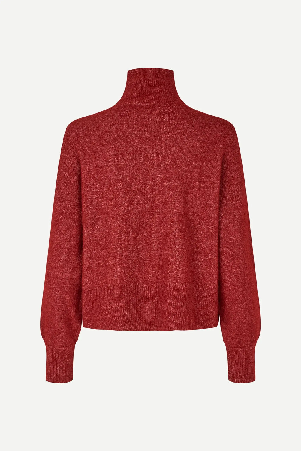 Nola jersey rojo.