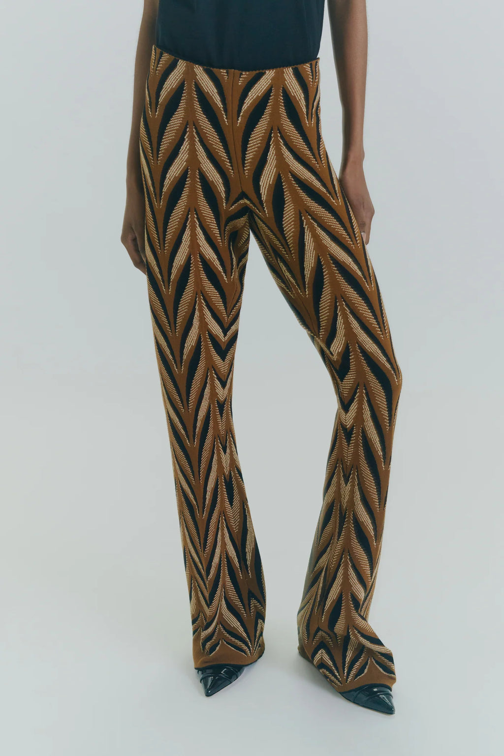 Pantalón jacquard.