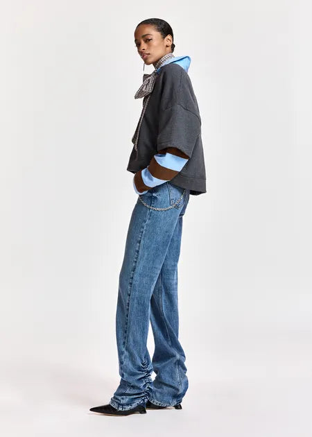 Karlos Jeans.