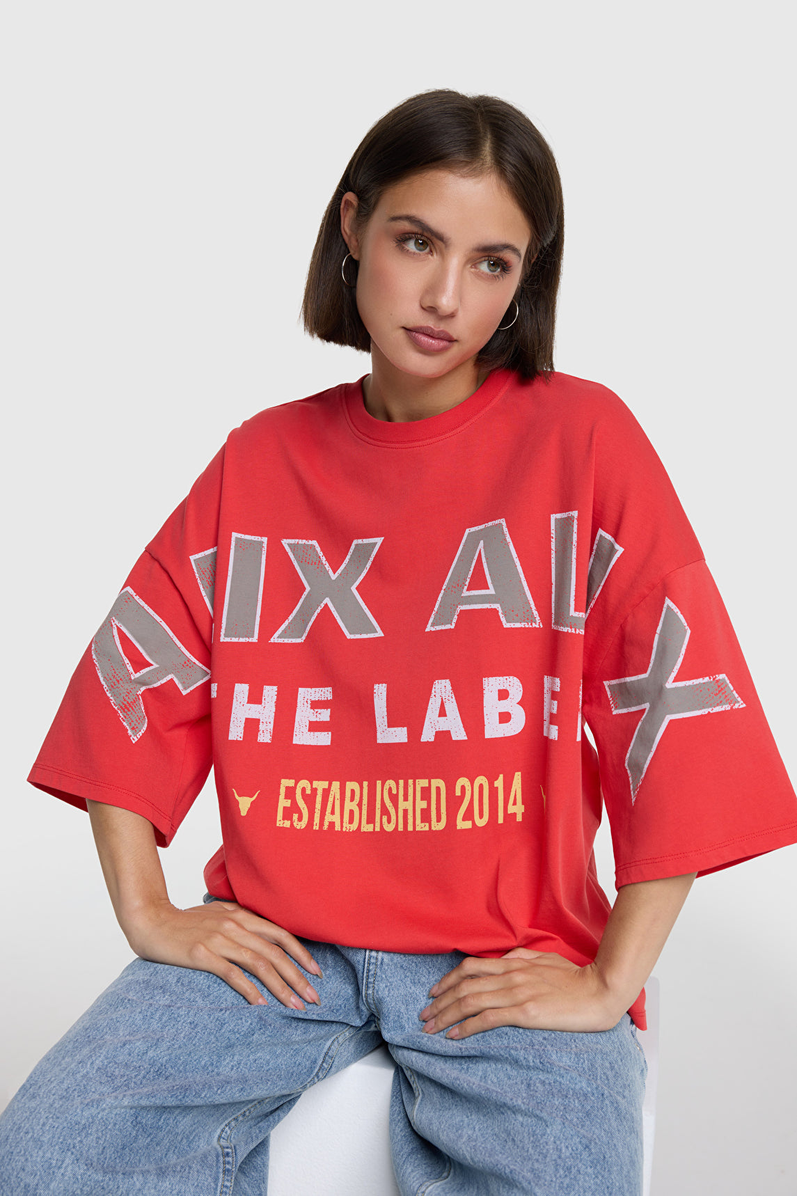 Alix Alix camiseta roja.