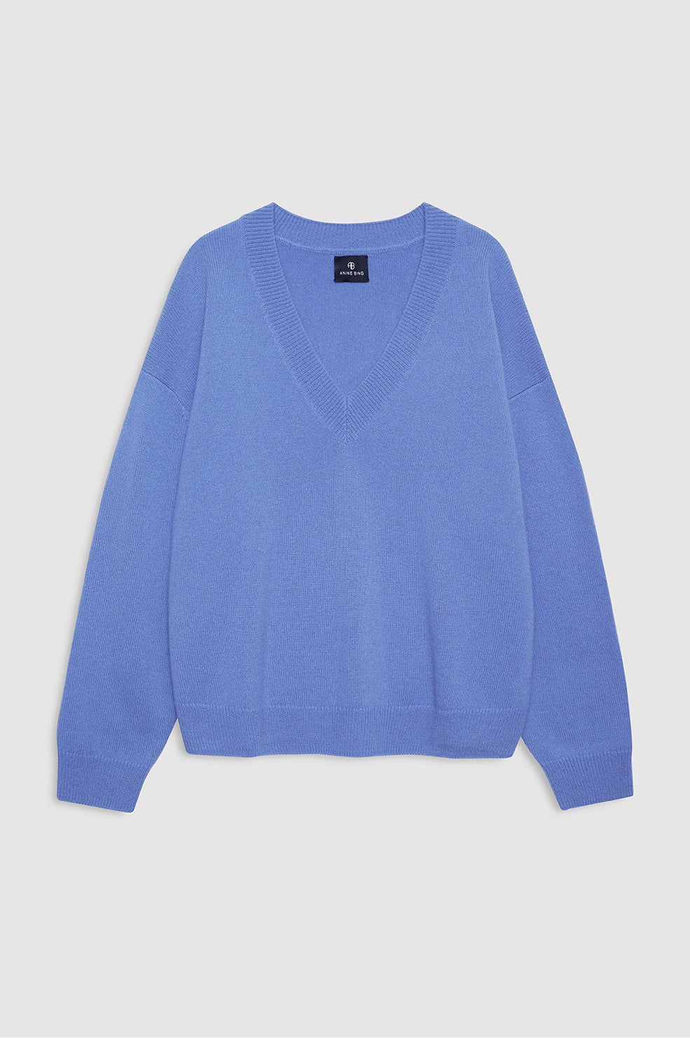 Lee Crew Sweater — Jersey 100% Cashmere Cuello Pico.
