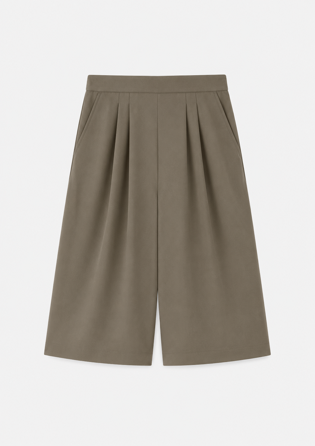 Bermuda Fluida Kaki — Tejido Satinado con Pinzas y Trabillas