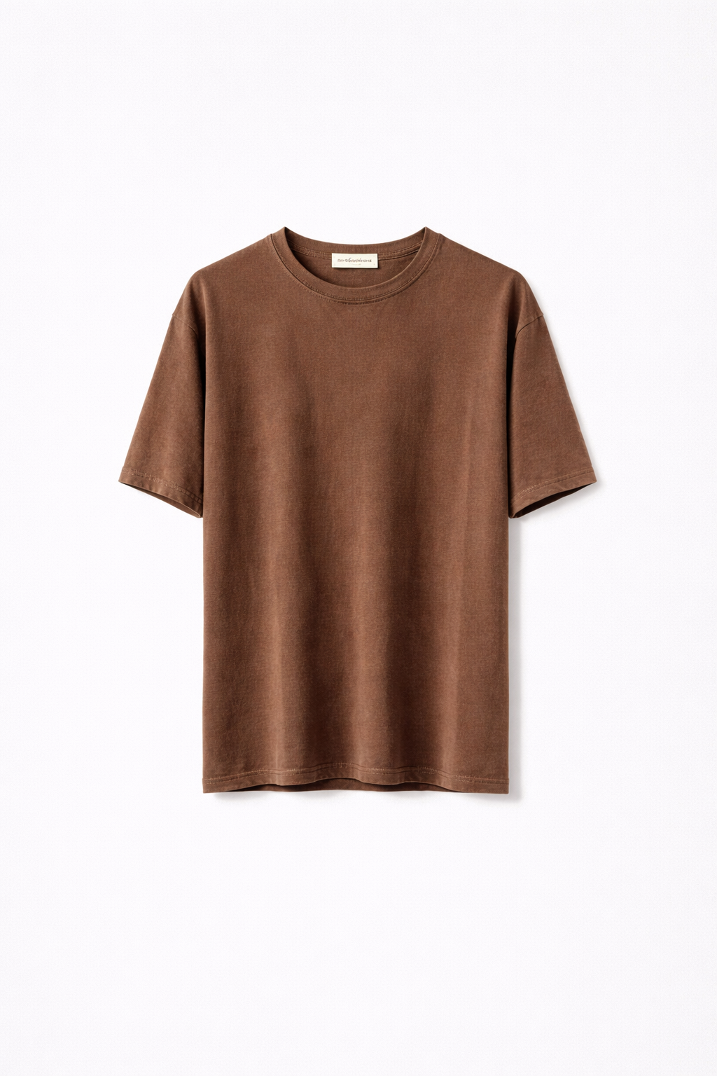 Camiseta Básica Chocolate — Algodón 100% Cuello Redondo | Tomates Fritos