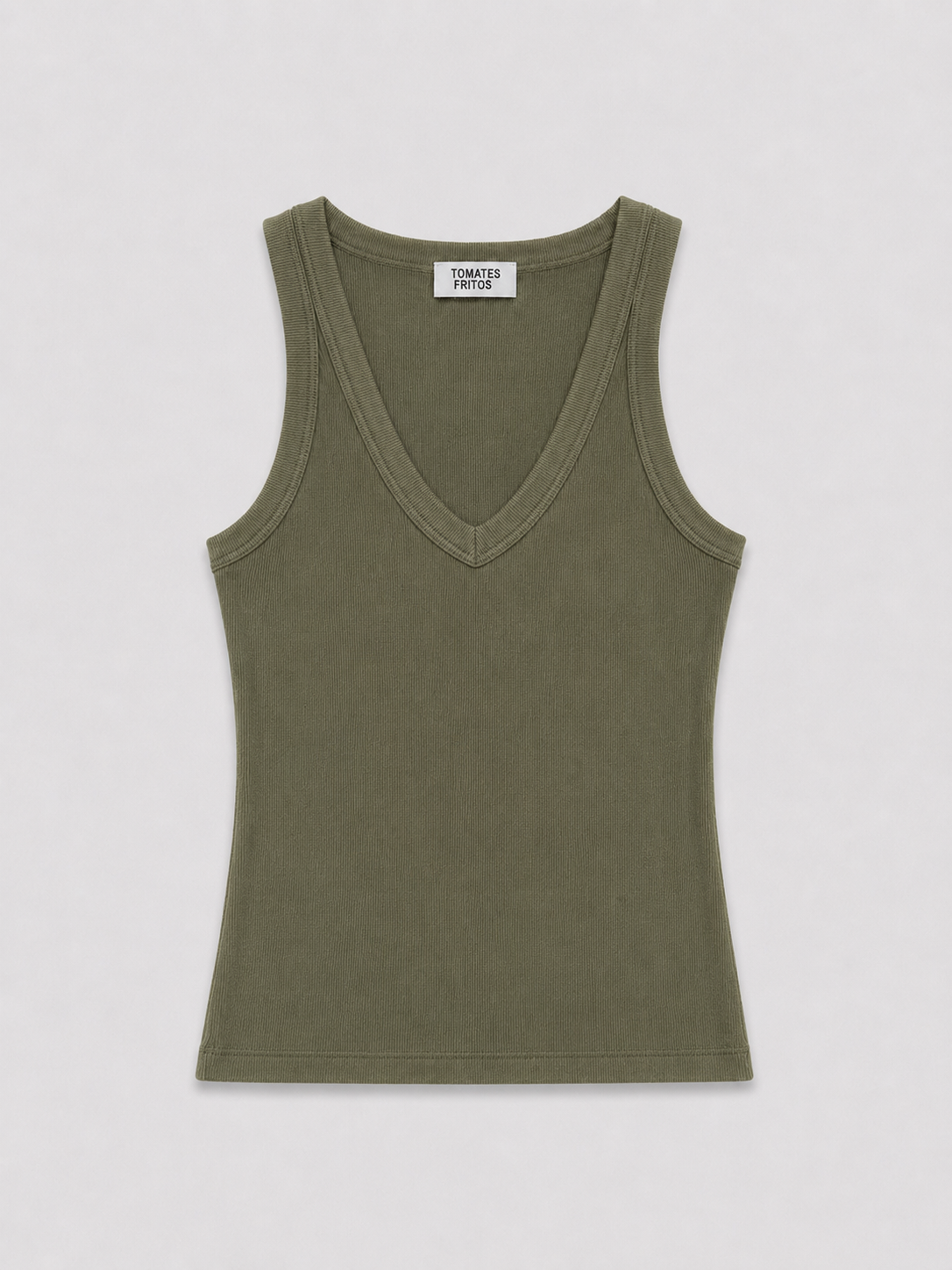 Camiseta Canalé Pico kaki— Ajustada Elástica Manga Sisa.