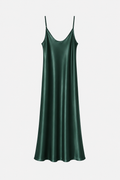 Vestido tirantes básico verde.