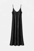 Vestido tirantes básico negro.