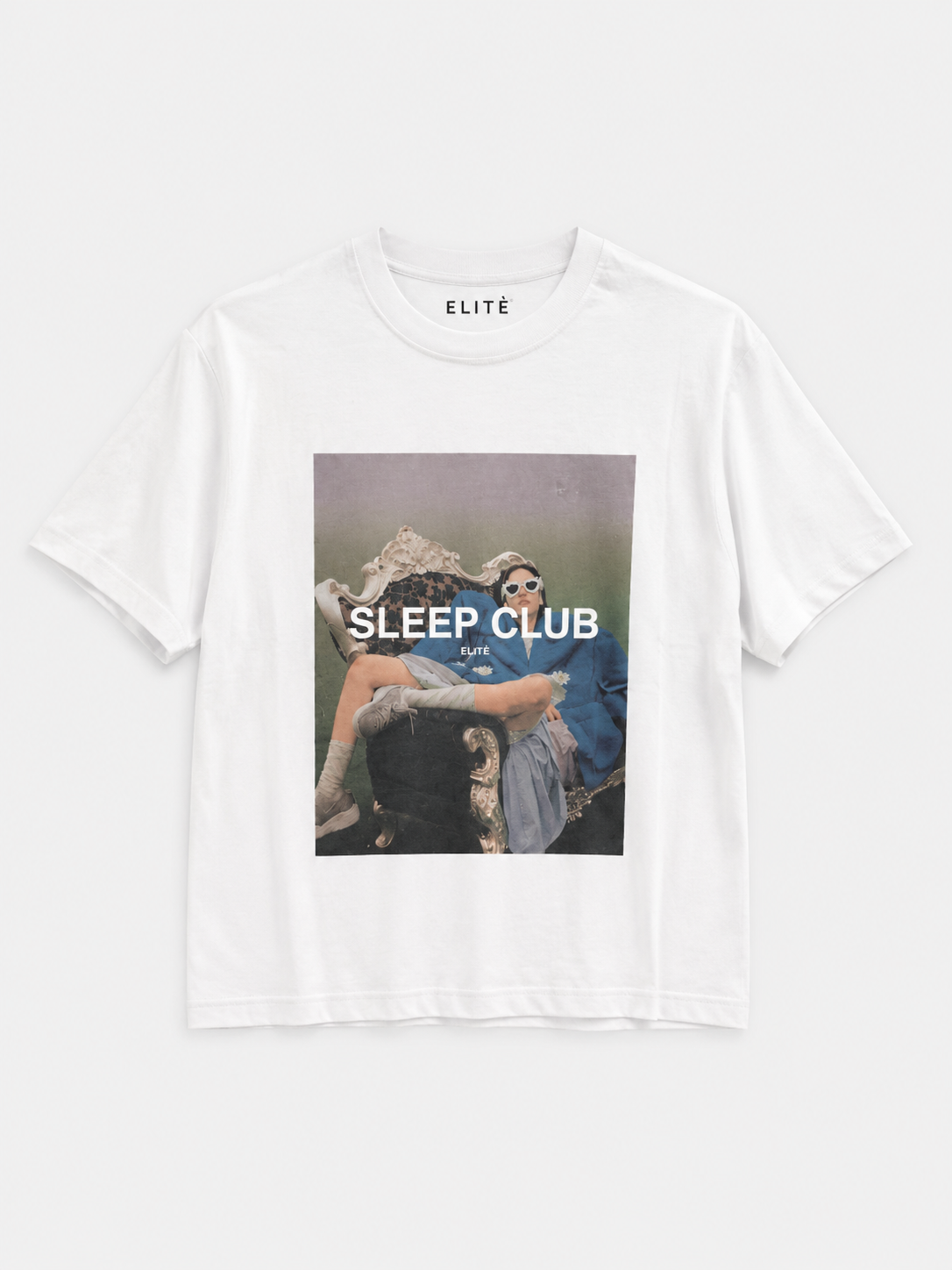 Sleep Club camiseta blanca.