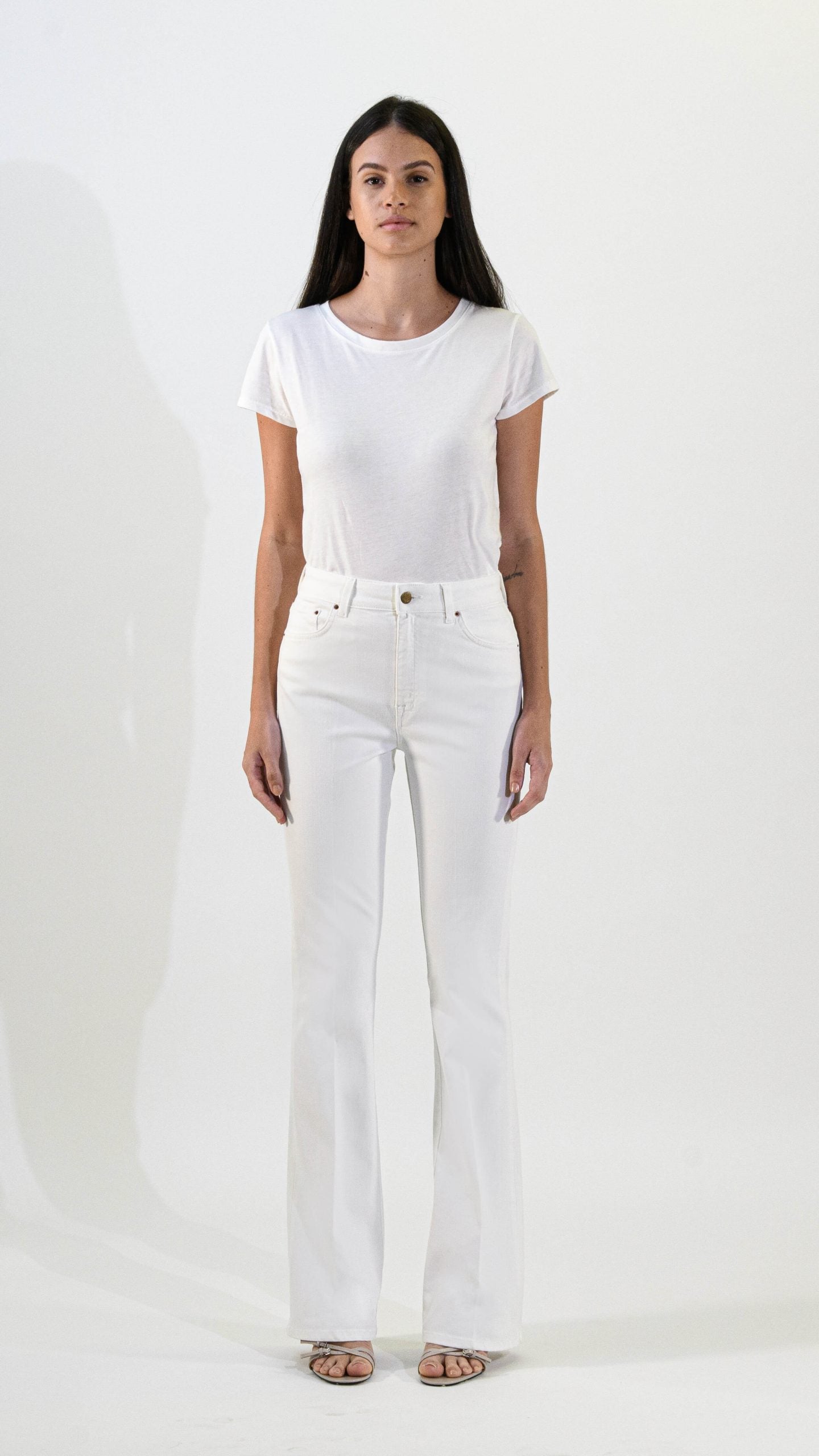 Mónica jean flare ecru