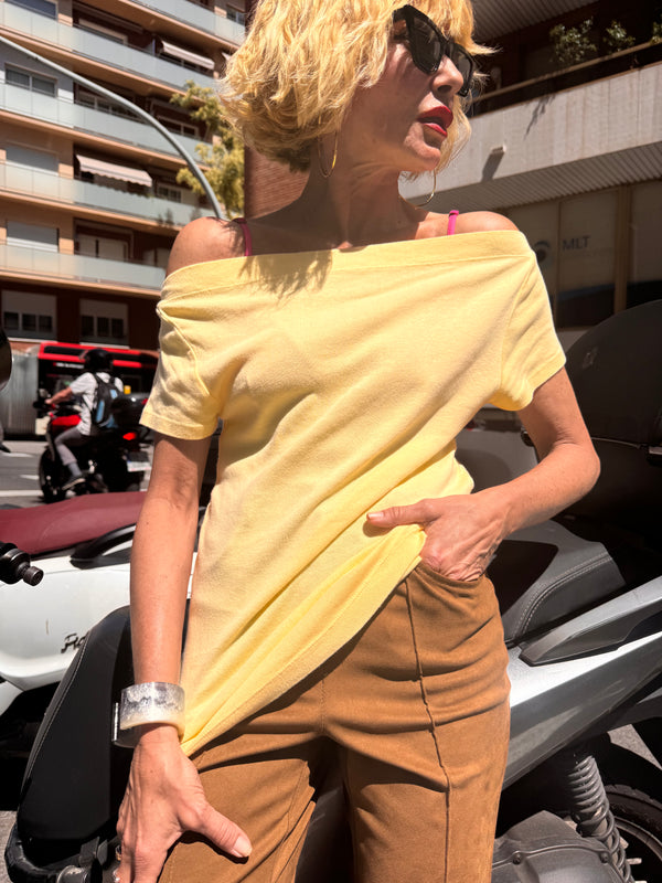 Barbara camiseta amarilla