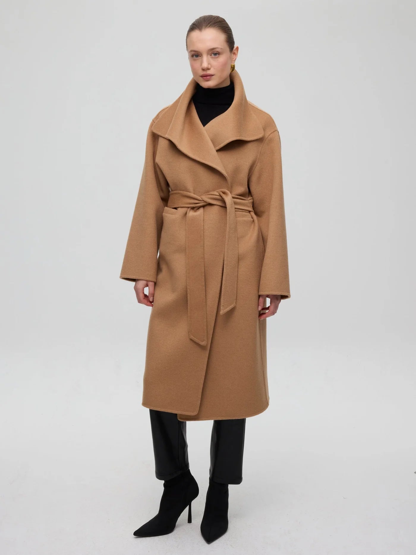 Factory Abrigo Camel