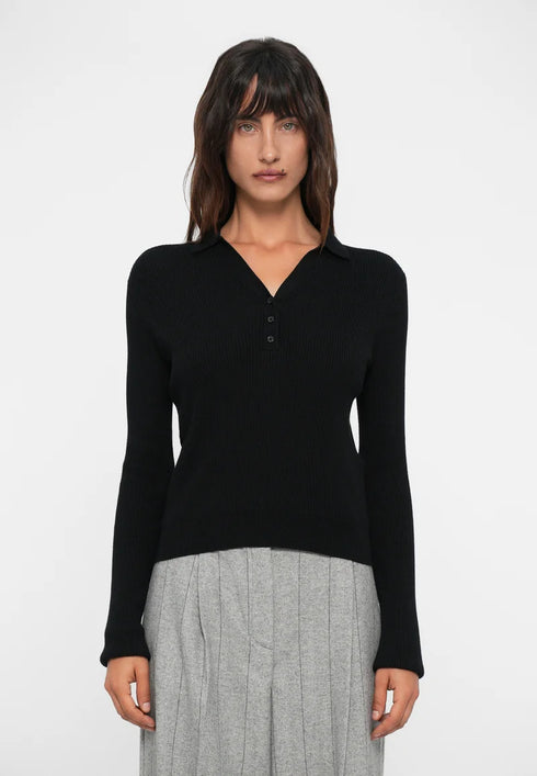 Moira jersey negro