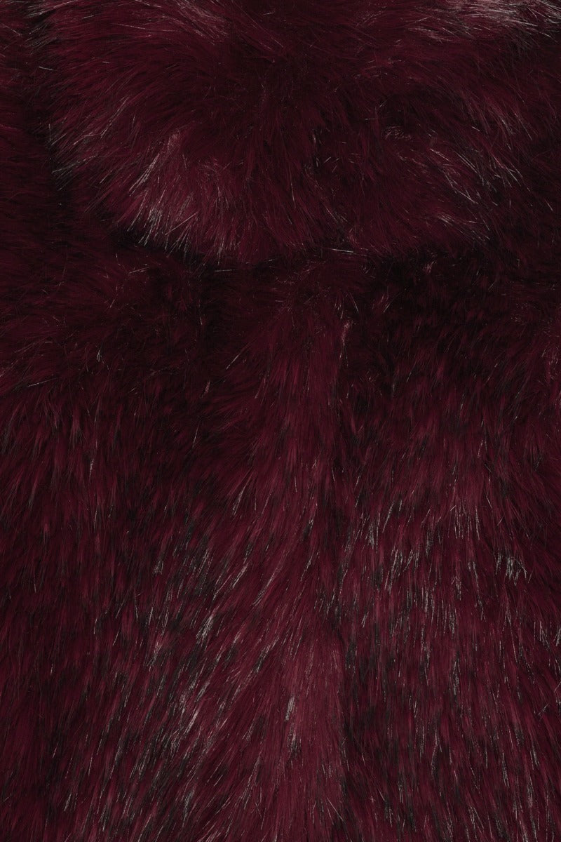 Faux fur crop chaqueta burdeos