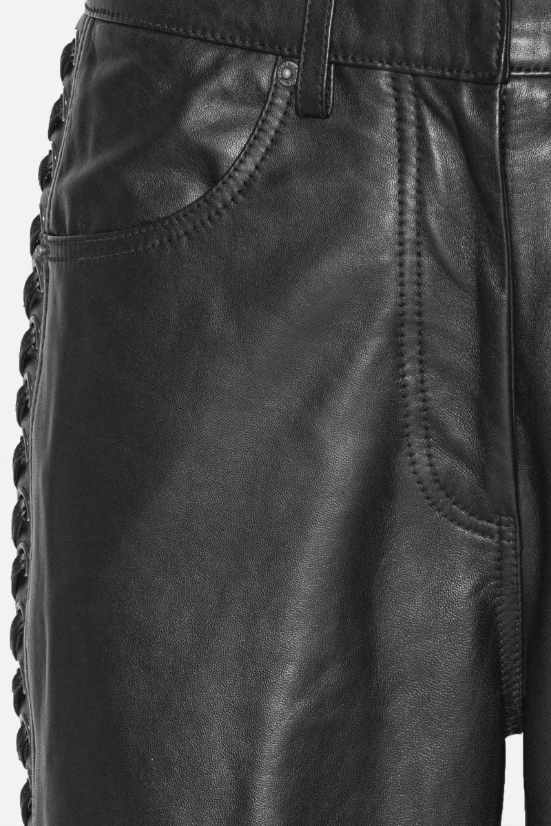 Laced leather pantalón
