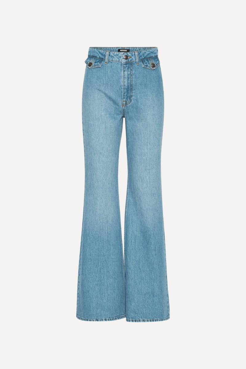 Flared Highwaisted Jeans